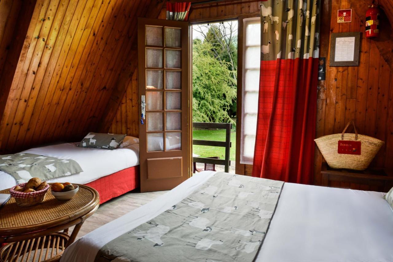 Hotel Logis Le Vieux Logis Lestelle-Bétharram Esterno foto